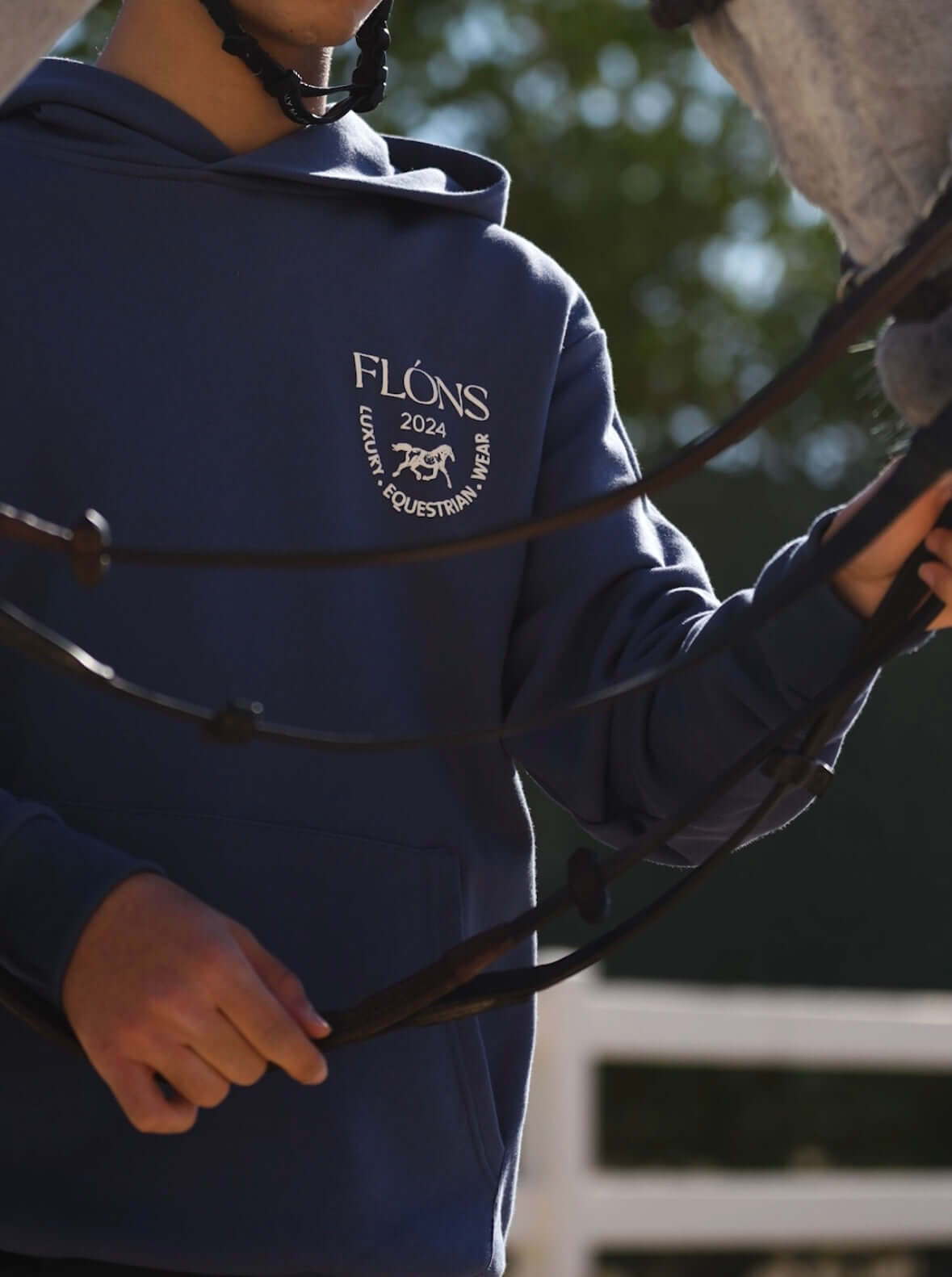 FLÓNS Hoodie Navy Blue