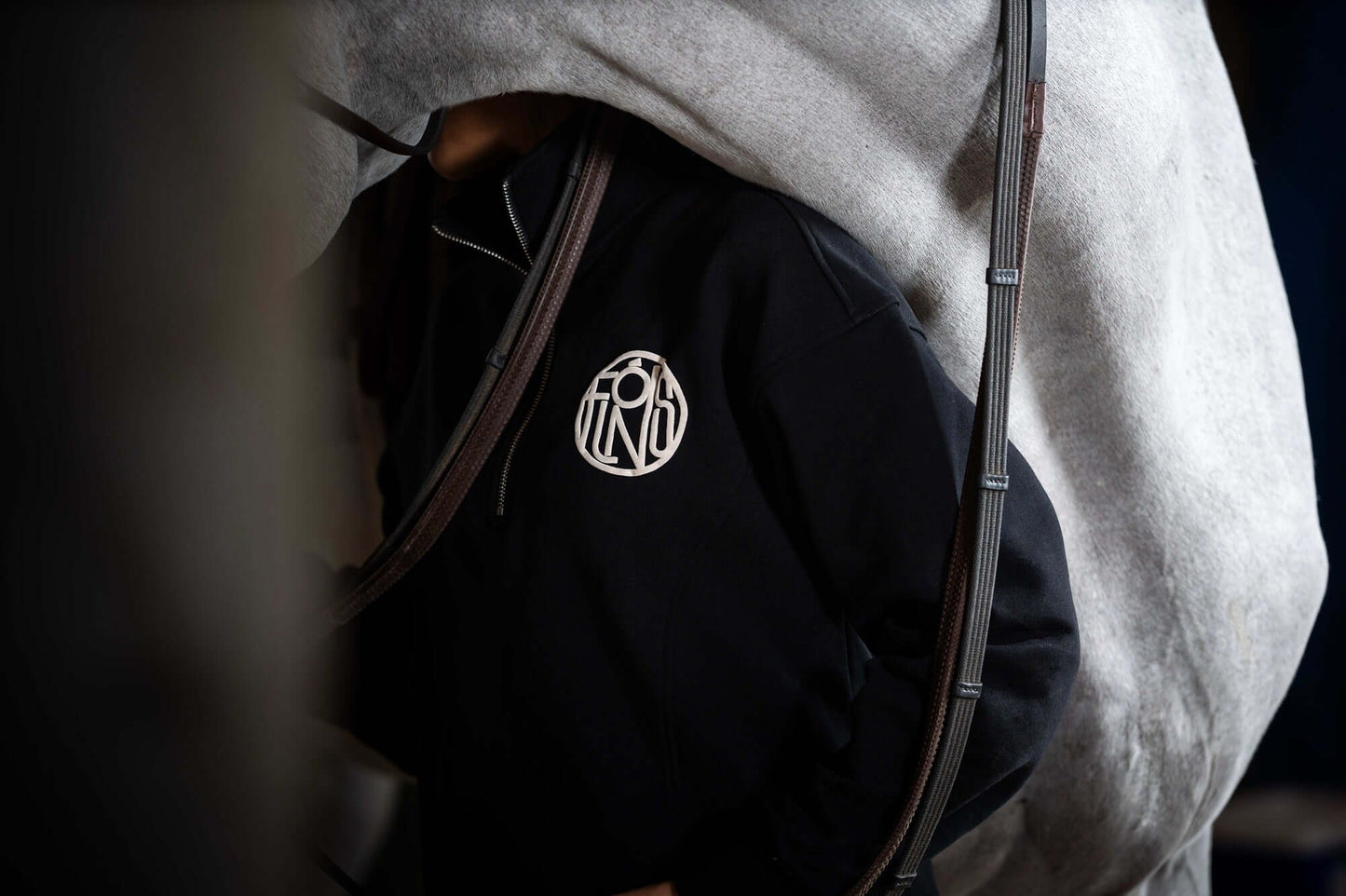 FLÓNS Quarter-Zip Sweater Black